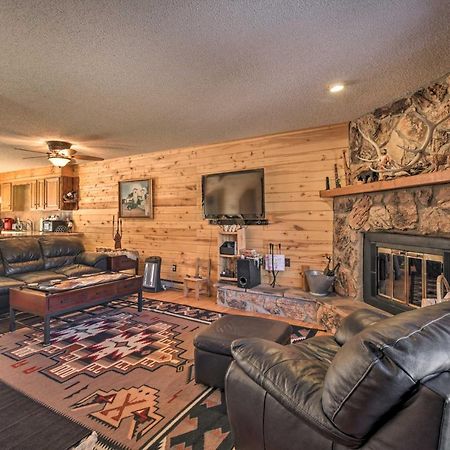 Downtown Red River Retreat With Mtn Views And Yard Екстер'єр фото
